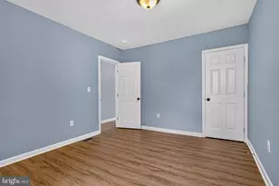 715 E 23rd St, Baltimore, MD 21218 - Photo 15