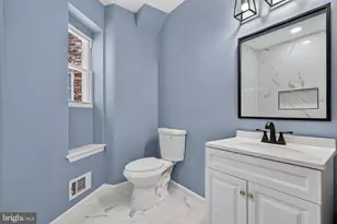 715 E 23rd St, Baltimore, MD 21218 - Photo 17