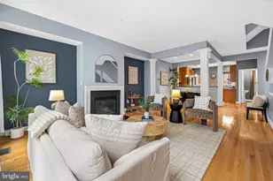 17 Yogurt Ln, Baltimore, MD 21231 - Photo 7