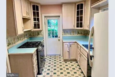 6232 Woodcrest Avenue, Baltimore, MD 21209 - Photo 3