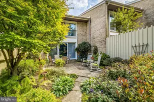4 Hamlet Hill Rd, Baltimore, MD 21210 - Photo 7
