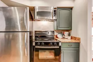319 S Durham St, Baltimore, MD 21231 - Photo 9