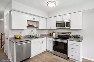 16 N Wolfe St, Baltimore, MD 21231 - Photo 11