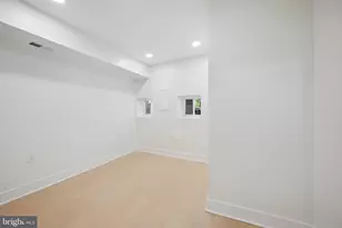 1019 N Carrollton Ave, Baltimore, MD 21217 - Photo 37