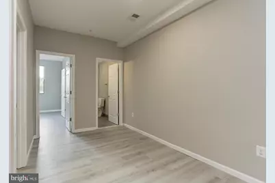 400 Highland Avenue #204, Baltimore, MD 21224 - Photo 9