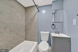 426 N Belnord Ave, Baltimore, MD 21224 - Photo 9
