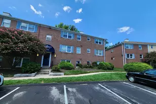 4410 Falls Bridge Dr, Baltimore, MD 21211 - Photo 3