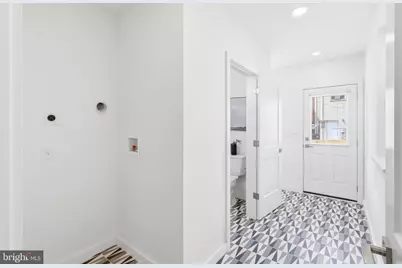 726 Mura Street, Baltimore, MD 21202 - Photo 11