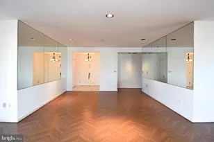 10 E Lee St, Baltimore, MD 21202 - Photo 11