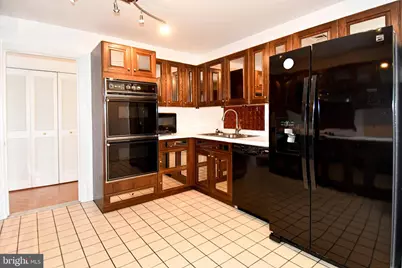 10 E Lee Street #809, Baltimore, MD 21202 - Photo 17
