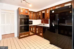 10 E Lee St, Baltimore, MD 21202 - Photo 17