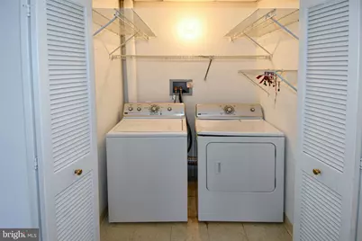 10 E Lee Street #809, Baltimore, MD 21202 - Photo 21