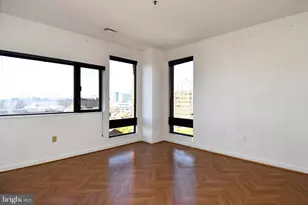10 E Lee St, Baltimore, MD 21202 - Photo 63