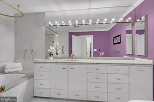 10 E Lee St, Baltimore, MD 21202 - Photo 29