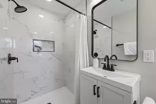 813 S Luzerne Ave, Baltimore, MD 21224 - Photo 23