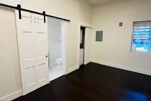 914 St Paul St, Baltimore, MD 21202 - Photo 9