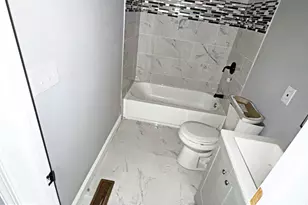 1230 N Caroline St, Baltimore, MD 21213 - Photo 11