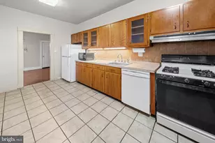 830 Whitmore Ave, Baltimore, MD 21216 - Photo 9