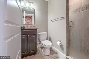 631 S Eaton St, Baltimore, MD 21224 - Photo 27