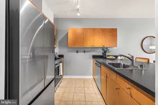 2007 Clipper Park Rd, Baltimore, MD 21211 - Photo 9
