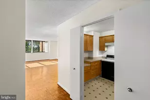 111 Hamlet Hill Rd, Baltimore, MD 21210 - Photo 5
