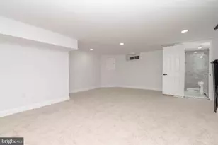 2305 Poplar Grove St, Baltimore, MD 21216 - Photo 17