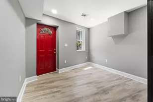 1807 Hollins St, Baltimore, MD 21223 - Photo 27