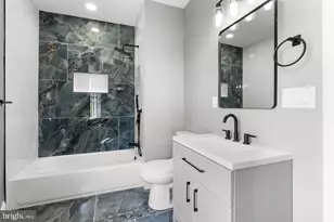 1807 Hollins St, Baltimore, MD 21223 - Photo 17