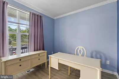4400 Scarlet Oak Lane, Baltimore, MD 21229 - Photo 9