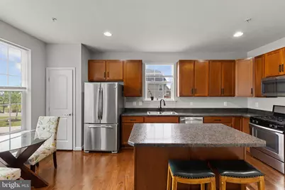 4400 Scarlet Oak Lane, Baltimore, MD 21229 - Photo 11