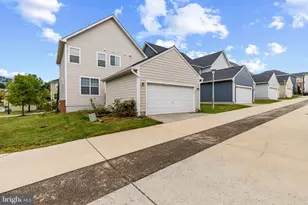 4400 Scarlet Oak Ln, Baltimore, MD 21229 - Photo 35