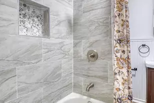 602 E 36th St, Baltimore, MD 21218 - Photo 25