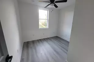 3833 Reisterstown Rd, Baltimore, MD 21215 - Photo 15