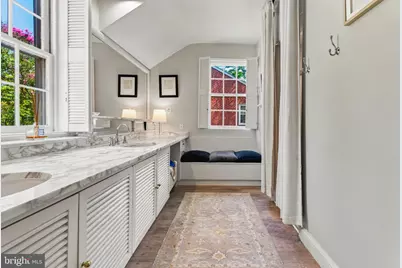 10 W Lake Avenue, Baltimore, MD 21210 - Photo 43