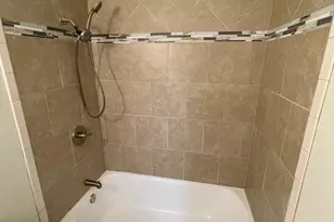 6126 MacBeth Dr, Baltimore, MD 21239 - Photo 9