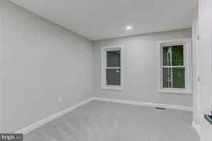 3709 S Hanover St, Baltimore, MD 21225 - Photo 19