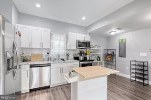 3814 Pinewood Ave, Baltimore, MD 21206 - Photo 13