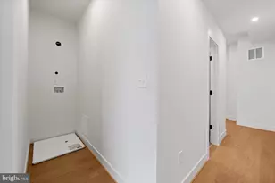 309 E 22nd St, Baltimore, MD 21218 - Photo 21