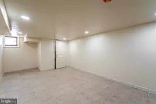 1135 Myrtle Ave, Baltimore, MD 21201 - Photo 15