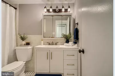111D Cross Keys Road #111D, Baltimore, MD 21210 - Photo 17