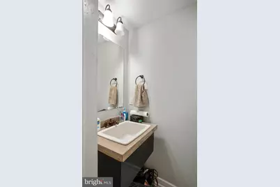 261 Robert Street #1, Baltimore, MD 21217 - Photo 15