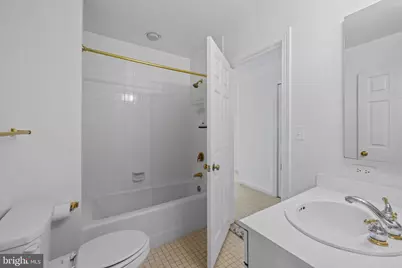 10 E Lee Street #1102, Baltimore, MD 21202 - Photo 25