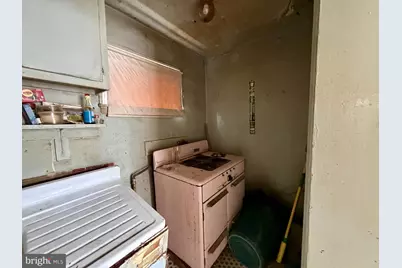 4909 Pembridge Avenue, Baltimore, MD 21215 - Photo 5
