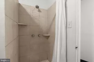3701 E Lombard St, Baltimore, MD 21224 - Photo 35