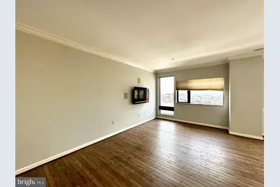 10 E Lee Street #1503, Baltimore, MD 21202 - Photo 3