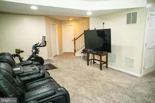 5340 Wyndholme Cir, Baltimore, MD 21229 - Photo 23