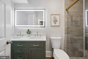 1108 S Clinton St, Baltimore, MD 21224 - Photo 31