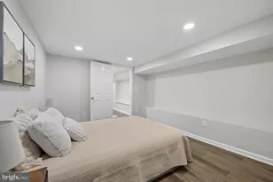 1108 S Clinton St, Baltimore, MD 21224 - Photo 53