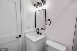 828 Chauncey Ave, Baltimore, MD 21217 - Photo 49