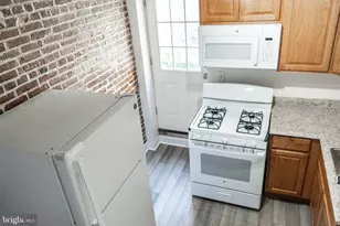408 George St, Baltimore, MD 21201 - Photo 5